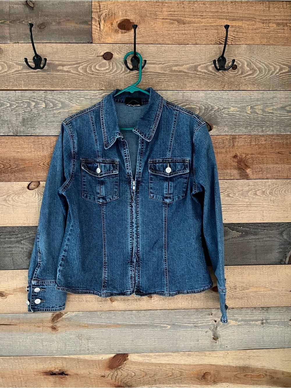 Ethyl Vintagr Jeans Women’s Dark Blue Denim Jacket - Classic Zip Front